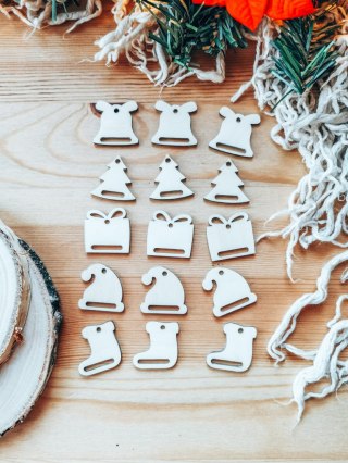 Baza do zawieszki - mix świąteczny (10szt) 3cm - baza do bombki, breloczka - - - (breloka breloczek Gwiazdka Boże Narodzenie bom