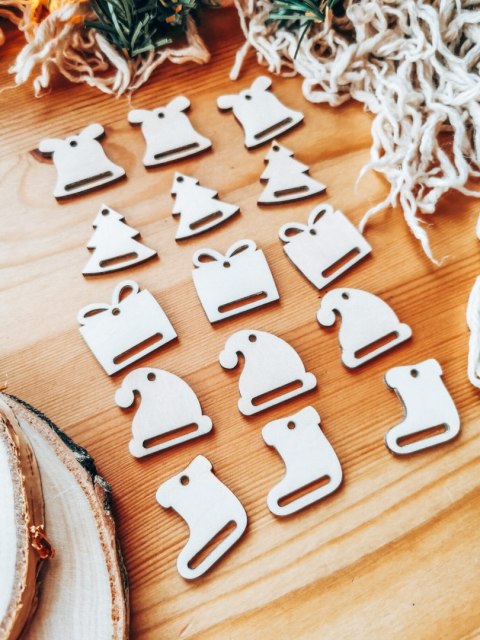 Baza do zawieszki - mix świąteczny (10szt) 3cm - baza do bombki, breloczka - - - (breloka breloczek Gwiazdka Boże Narodzenie bom