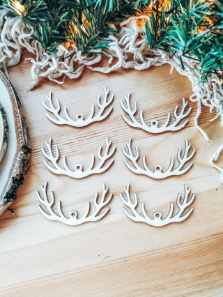 Bombka - POROŻE - baza (6szt) - - - ( baza do bombek z makramy, bombki bazy, rogi renifera renifer jelenia jeleń))