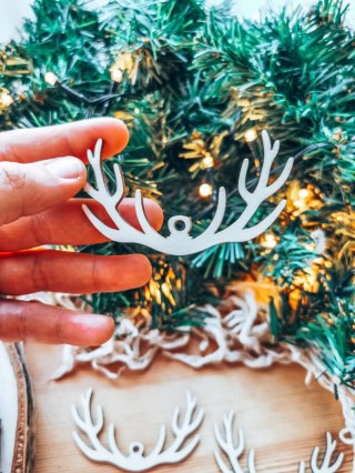 Bombka - POROŻE - baza (6szt) - - - ( baza do bombek z makramy, bombki bazy, rogi renifera renifer jelenia jeleń))