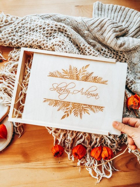 Pudełko 21 x 27cm (16 wzorów + 8 świątecznych) - wysuwane - - - ( kuferek skarbów, skrzynka, skrzyneczka na zdjęcia)