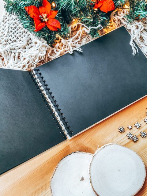 Świąteczny album na zdjęcia (8 wzorów) z drewnianą okładką