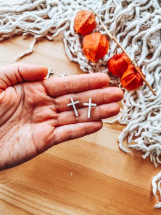 DEKOR 009 krzyż 2cm (10szt) - wzór 1 (DK-009)