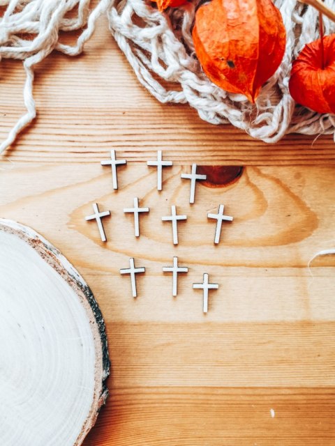 DEKOR 009 krzyż 2cm (10szt) - wzór 1 (DK-009)