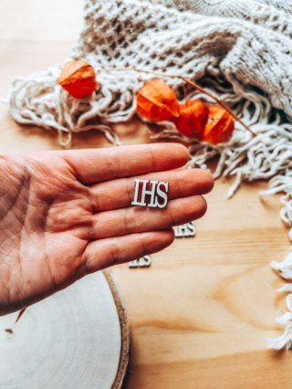 DEKOR IHS 2cm (10szt) - wzór 1 (DK-010)