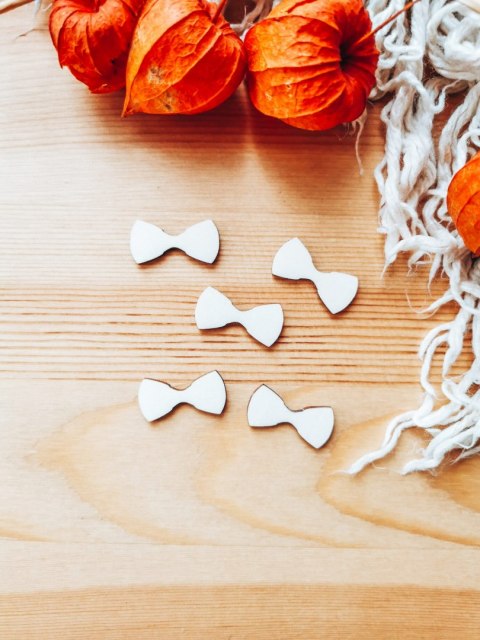 DEKOR kokardka muszka 3-5cm (5szt) - wzór 1 (DK-014)