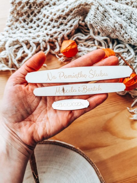 Dowolny tekst ZESTAW ŚLUBNY - TABLICZKA (3szt) 14cm/12cm/10cm (8 wzorów) - - - (tabliczki z personalizacją imionami ślub)
