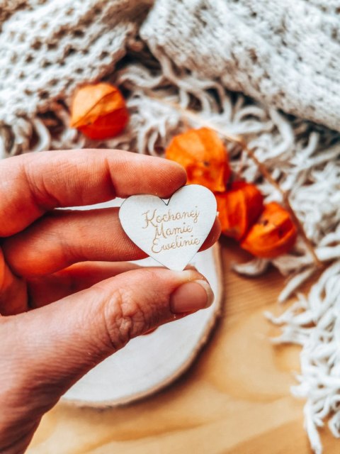 Kochanej Mamie z IMIENIEM - (1szt) SERDUSZKO 3/4/5cm - - - (serduszka imiona, serce imienne, serca imię)