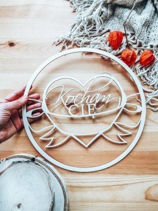 Koło do dekoracji 015 - serce Kocham