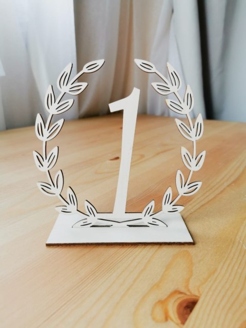 Numery stołów - wianek obręcz (8 wzorów)