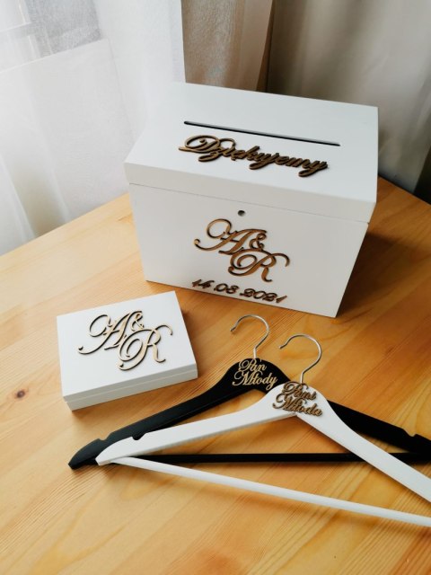 Pudełko na koperty - Inicjały