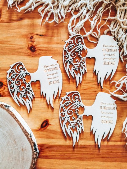 Skrzydła DZIECI RODZĄ SIĘ ze skrzydłami (12cm) (3szt) - kształt M-01 - (skrzydełka dla nauczyciela do aniołka, anioła aniołek, a