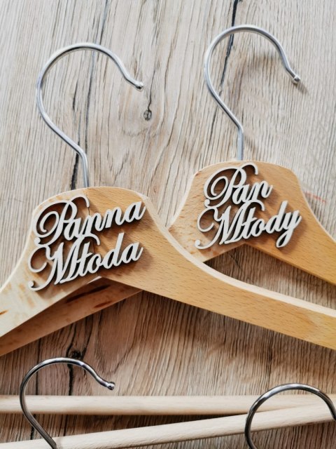 Wieszaki ślubne z napisem 3d - naturalne