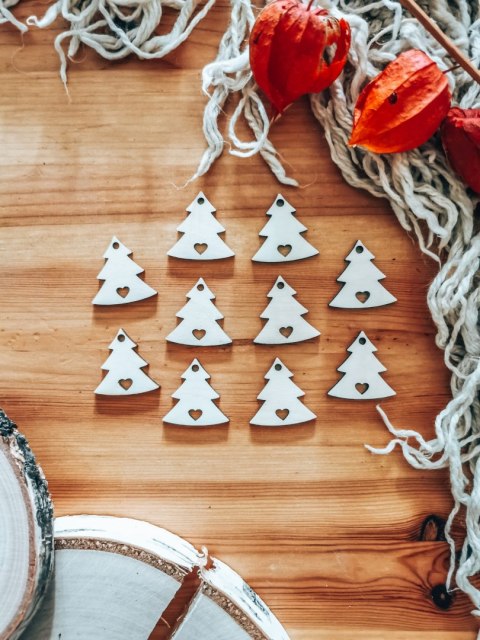 Baza do zawieszki - choinka z sercem (10szt) 3cm - baza do bombki, breloczka - - - (breloka breloczek Gwiazdka Boże Narodzenie b