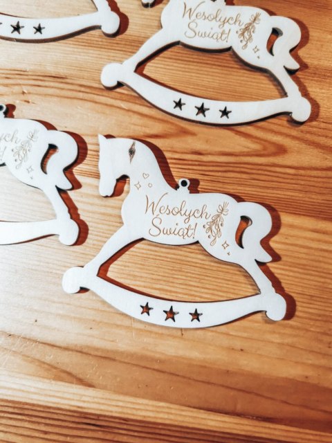 Bombka - KONIK - Wesołych Świąt (4szt) - - - ( baza ażurowa do bombek z makramy, bombki bazy ażurowe, koń na biegunach)