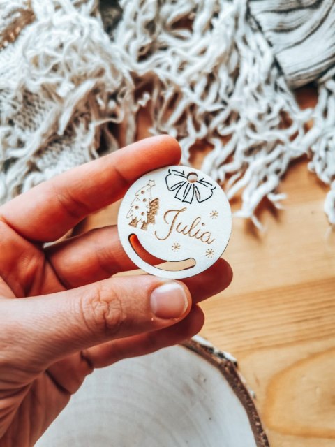 Bombka z imieniem - MINI 4cm - Choinka - - - (dowolny tekst, imienna, imienne bombki i zawieszki firmowe z LOGO, do makramy)