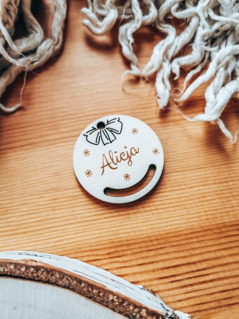 Bombka z imieniem - MINI 4cm - Gwiazdki - - - (dowolny tekst, imienna, imienne bombki i zawieszki firmowe z LOGO, do makramy)