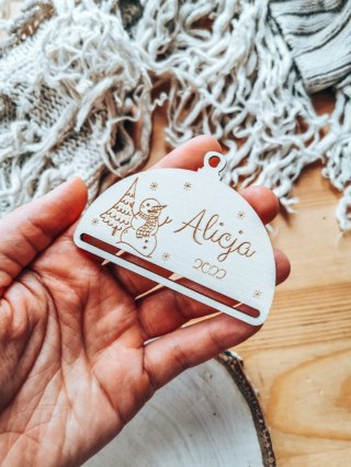 Bombka z imieniem - POŁÓWKA - Bałwanek - - - (dowolny tekst, imienna, imienne bombki i zawieszki firmowe z LOGO, półbombka do ma