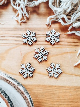 DEKOR śnieżynka 3-5cm (5szt) - wzór 2 (DK-041)