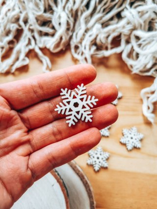 DEKOR śnieżynka 3-5cm (5szt) - wzór 3 (DK-042)