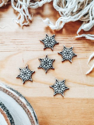 DEKOR śnieżynka 3-5cm (5szt) - wzór 4 (DK-043)