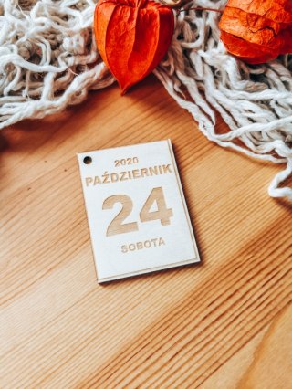 Dekory scrapki do metryczki - kartka z kalendarza - metryczka