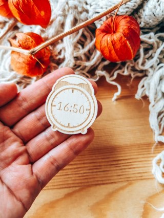 Dekory scrapki do metryczki - zegarek budzik - metryczka