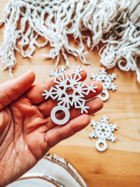 Gwiazda do choinki z makramy (5cm) (5szt) - wzór 04 - - - (gwiazdka gwiazdki na choinkę, baza do bombki bombka zawieszki zawiesz