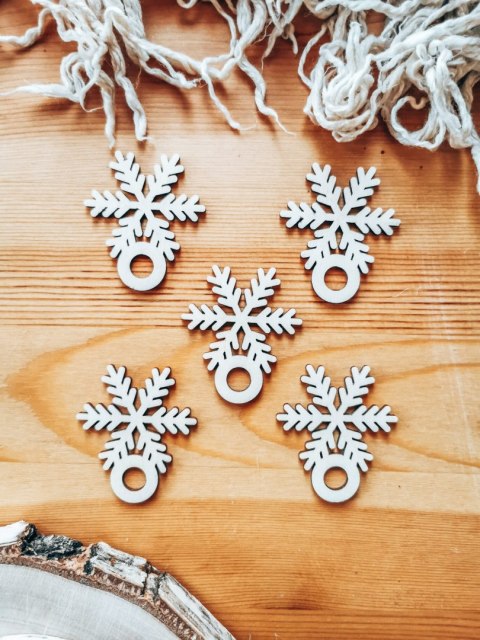 Gwiazda do choinki z makramy (5cm) (5szt) - wzór 07 - - - (gwiazdka gwiazdki na choinkę, baza do bombki bombka zawieszki zawiesz