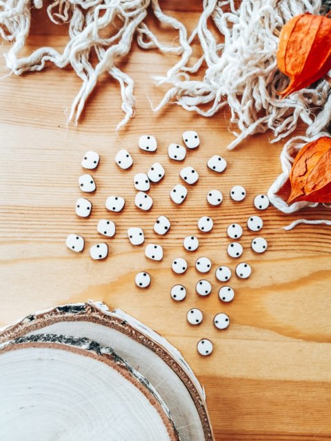 KOLCZYKI 014 - Zawieszki 01