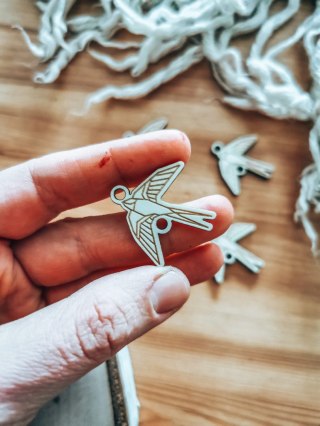 Łącznik do bransoletki /naszyjnika (4szt) - JASKÓŁKA - - - (bransoletka, naszyjnik, kolia, baza do kolii)