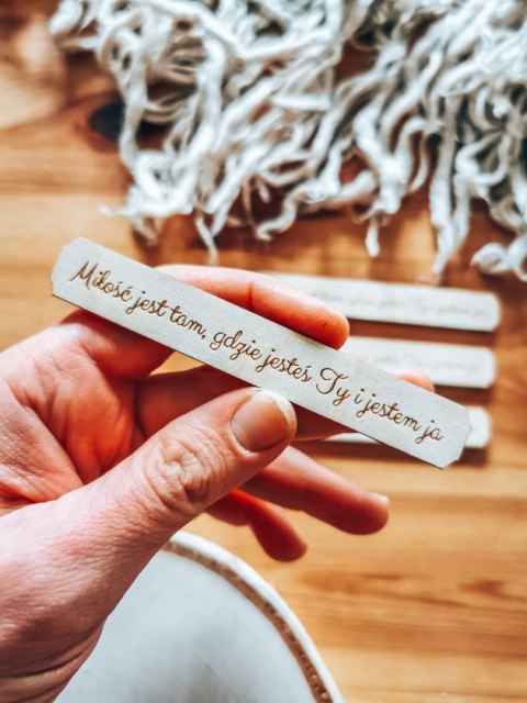 Miłość jest tam... - TABLICZKA (4szt) 10cm/12cm/14cm (8 wzorów) - - - (na Walentynki Ślub Podziękowanie)