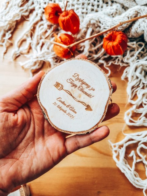 Podziękowanie MAGNES (5 wzorów) - LOVELY - na plastrze brzozy (podziękowanie ślubne dla gości, prezent)