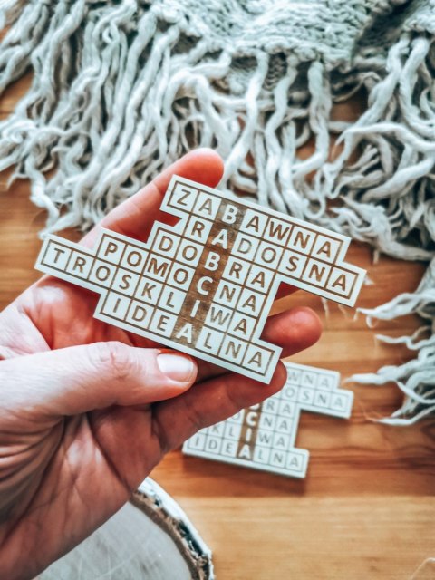 Tabliczka KRZYŻÓWKA 10cm (2szt) - BABCIA - - - (Dzień Babci i Dziadka, magnes, z magnesem)