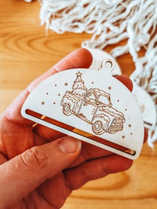 Bombka PÓŁOKRĄGŁA (3szt) - AUTO 02 - - - (półbombka, połówka, Wesołych Świąt, zawieszka na choinkę)