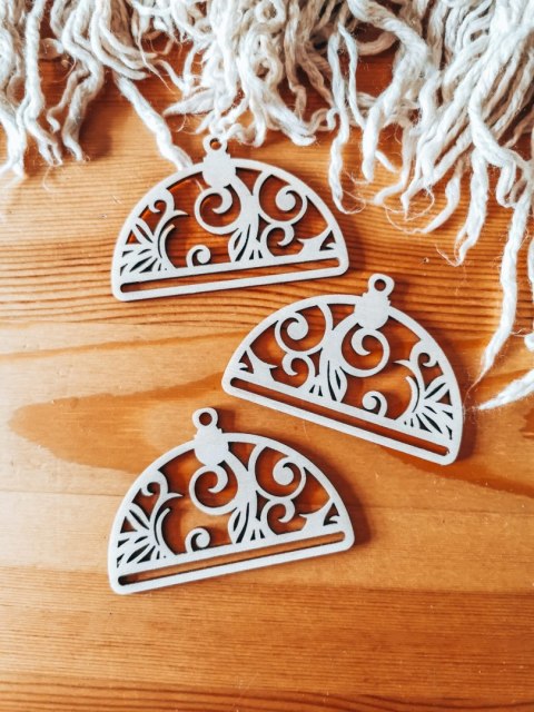 Bombka PÓŁOKRĄGŁA (3szt) - AŻUR 02 - - - (półbombka, połówka, Wesołych Świąt, zawieszka na choinkę)