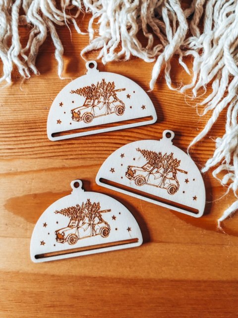 Bombka PÓŁOKRĄGŁA (3szt) - Auto 01 - - - (półbombka, połówka, Wesołych Świąt, zawieszka na choinkę)