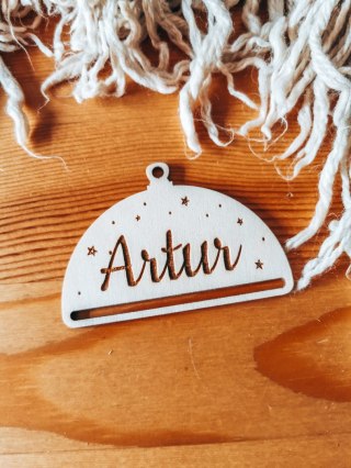 Bombka z imieniem - PÓŁOKRĄGŁA - Gwiazdki - - - (dowolny tekst, imienna, imienne bombki i zawieszki firmowe z LOGO)