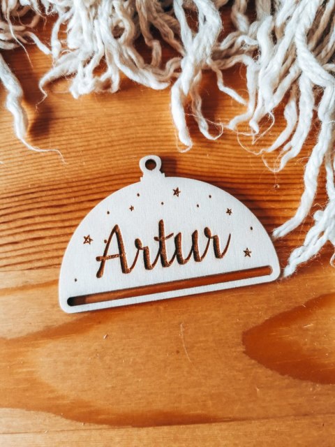 Bombka z imieniem - PÓŁOKRĄGŁA - Gwiazdki - - - (dowolny tekst, imienna, imienne bombki i zawieszki firmowe z LOGO)