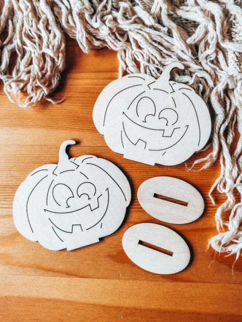 DYNIA 01 z uśmiechem 01 - figurka z podstawką (2szt) (10cm) - do ozdabiania