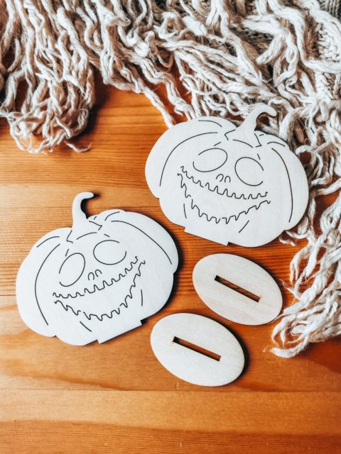 DYNIA 01 z uśmiechem 03 - figurka z podstawką (2szt) (10cm) - do ozdabiania