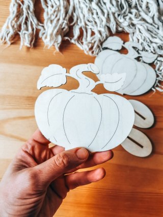 DYNIA 02 - figurka z podstawką (2szt) (10cm) - do ozdabiania