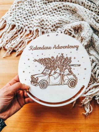 Kalendarz Adwentowy TABLICA - AUTO nr 01 z choinką (koło) - - - (baza tabliczka do kalendarza adwentowego, samochód, choinka)