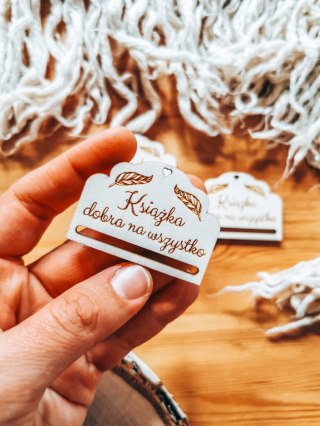 Książka dobra na wszystko - zakładka ozdobna 5x3,5cm (3szt) - - - (baza do zakładki do książki)