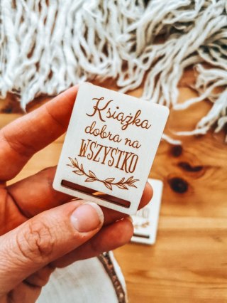 Książka dobra na wszystko - zakładka prostokąt 4x5cm (3szt) - - - (baza do zakładki do książki)