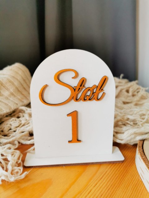 Numery stołów - tabliczka półokrągła