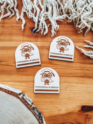 Powodzenia w Szkole - zakładka półokrągła 5cm (3szt) - - - (baza do zakładki do książki, zakończenie przedszkola, koniec roku sz