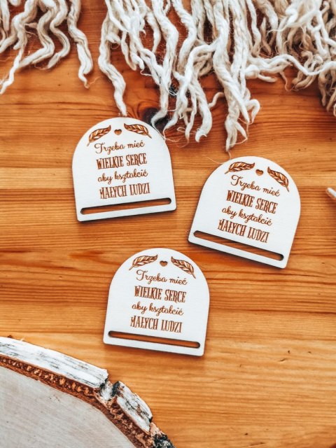 Trzeba mieć wielkie serce... SENTENCJA - zakładka półokrągła 5cm (3szt) - - - (baza do zakładki do książki, dzień dla nauczyciel