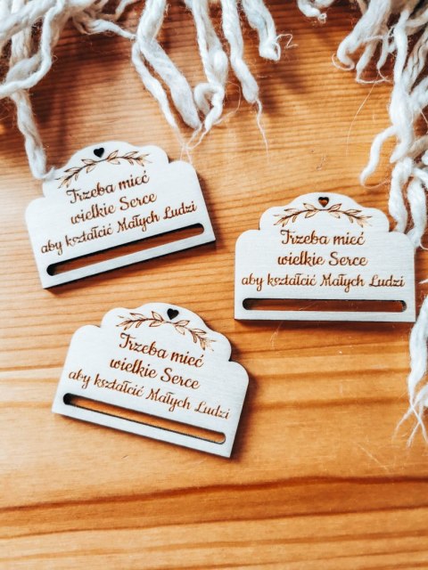 Trzeba mieć wielkie serce - zakładka ozdobna 5x3,5cm (3szt) - - - (baza do zakładki do książki)