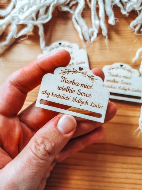 Trzeba mieć wielkie serce - zakładka ozdobna 5x3,5cm (3szt) - - - (baza do zakładki do książki)